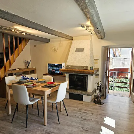 Apartment La Casa Di Amelia By World Pisano